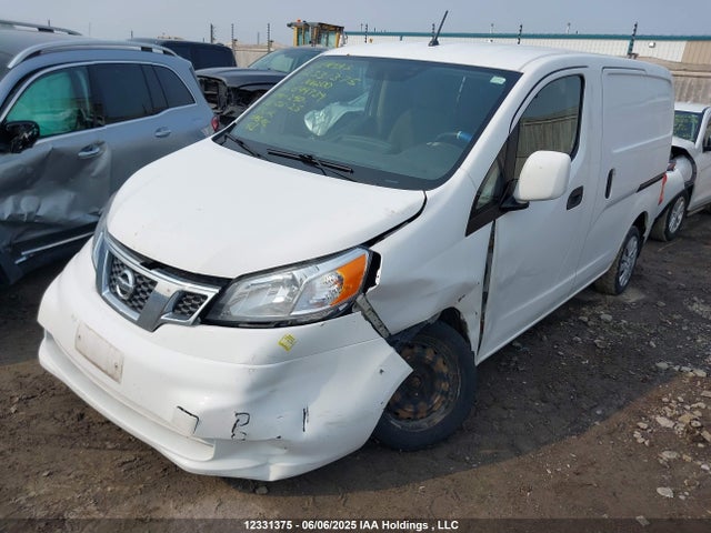 3N6CM0KN4GK699739 Nissan 2016