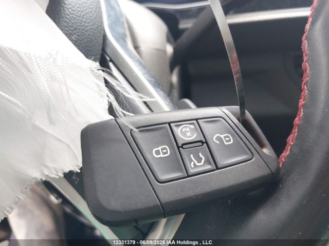 3VW6T7BU7MM025309 Volkswagen tsi