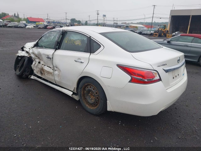 1N4AL3AP9EN389147 Nissan 2014
