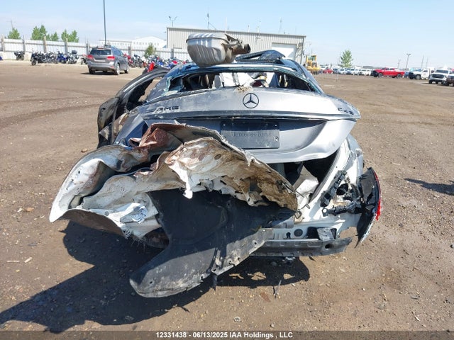 55SWF6EB8KU318747 Mercedes-Benz m276