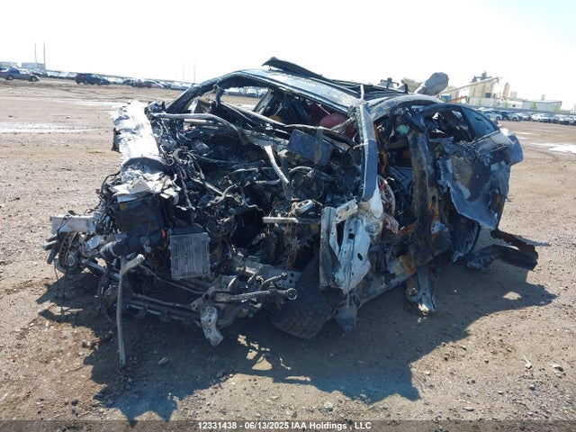 55SWF6EB8KU318747 Mercedes-Benz m276