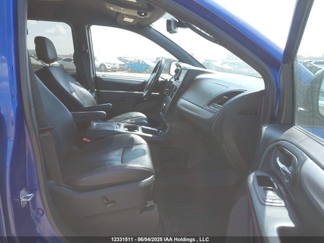 Продажа на аукционе авто 2019 Dodge Grand Caravan Gt, vin: 2C4RDGEGXKR637643, номер лота: 12331511