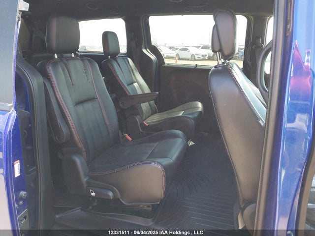 Продажа на аукционе авто 2019 Dodge Grand Caravan Gt, vin: 2C4RDGEGXKR637643, номер лота: 12331511