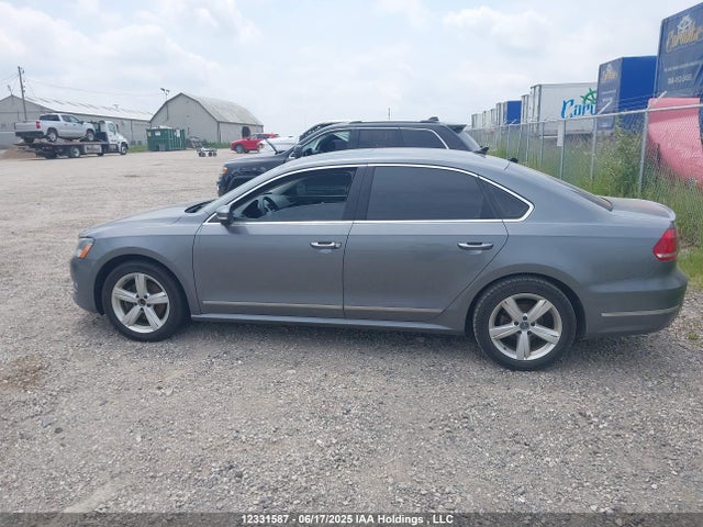 1VWCV7A31FC086956 Volkswagen 2015