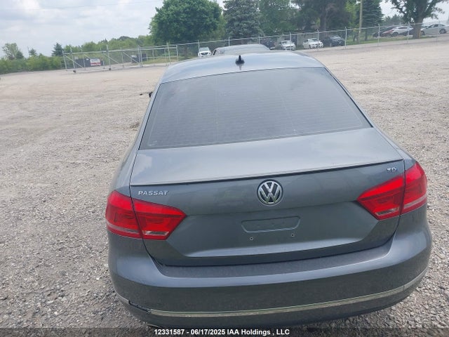 1VWCV7A31FC086956 Volkswagen 2015