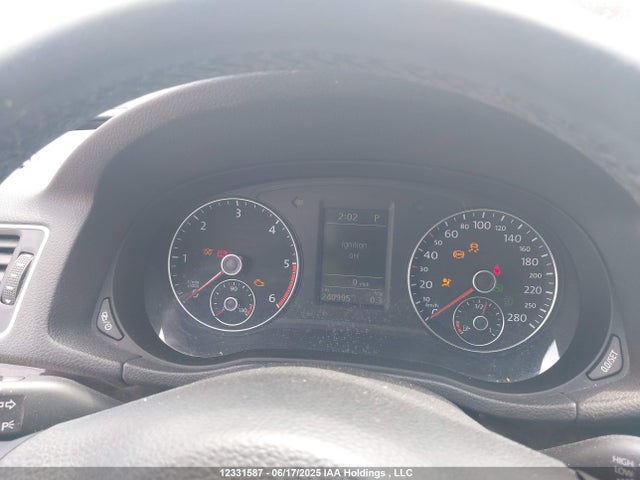 1VWCV7A31FC086956 Volkswagen 2015