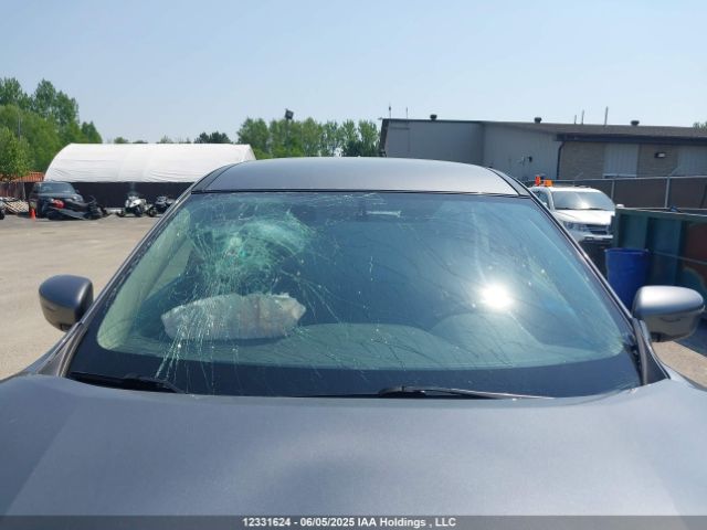 5N1AT2MV6JC781521 Nissan Rogue