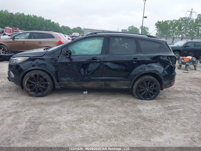 Ford 2017 2017 1FMCU9J90HUD69007 Image 14