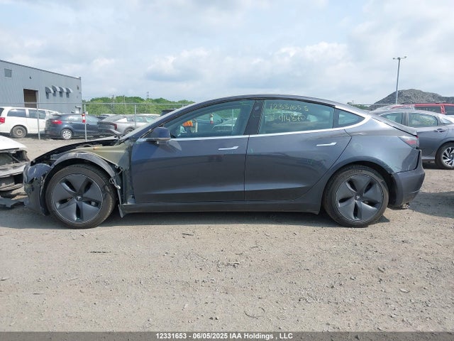 5YJ3E1EB2KF414870 Tesla MODEL 3