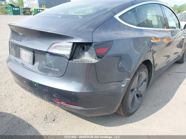 5YJ3E1EB2KF414870 Tesla MODEL 3