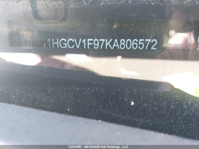 Honda l15be 2019 1HGCV1F97KA806572 Image 19