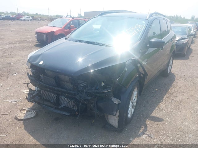 Ford Escape 2017 1FMCU0G90HUD01406 Image 2
