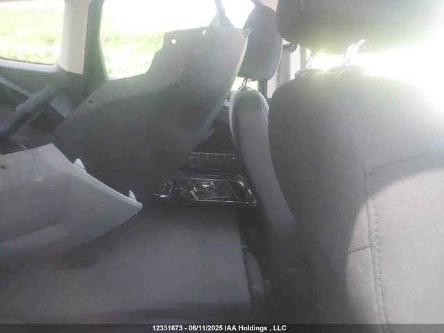 Ford Escape 2017 1FMCU0G90HUD01406 Image 8