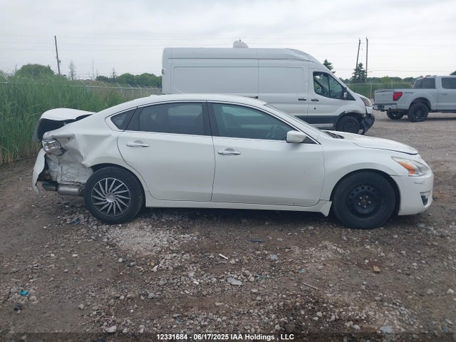 1N4AL3AP7FN383381 Nissan Altima