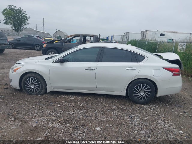 1N4AL3AP7FN383381 Nissan Altima