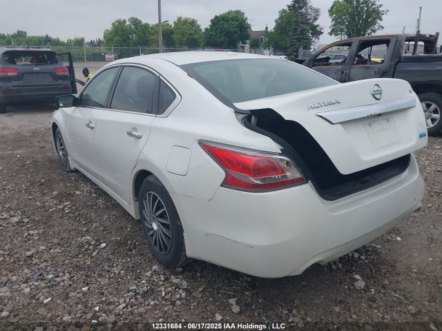 1N4AL3AP7FN383381 Nissan Altima