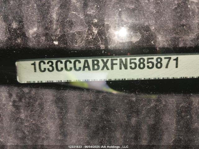 1C3CCCABXFN585871 Chrysler 2015