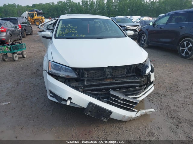 3VW167AJ8GM269564 Volkswagen Jetta