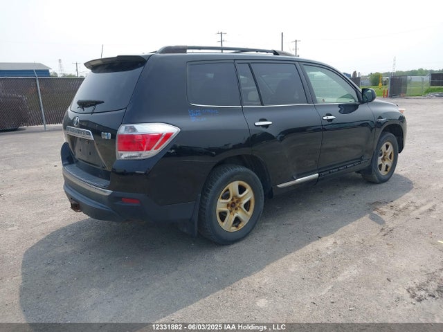 Продаж на аукціоні авто 2013 Toyota Highlander Hybrid Hybrid, vin: JTEBC3EH5D2015650, номер лоту: 12331882