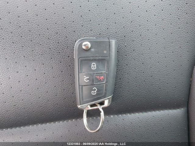 WVWPR7AUXKW901150 Volkswagen E-golf Comfortline