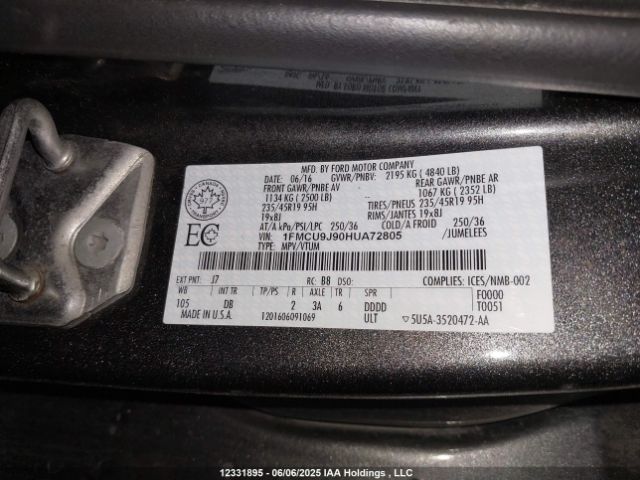 1FMCU9J90HUA72805 Ford Escape Titanium