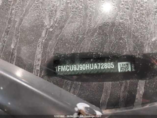 1FMCU9J90HUA72805 Ford Escape Titanium