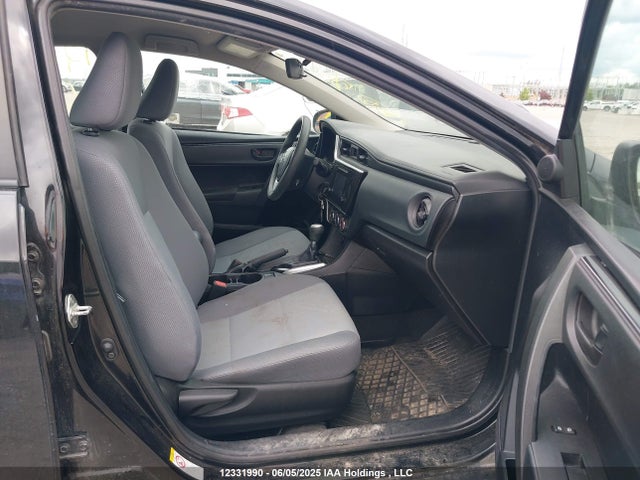 2T1BURHE0KC175214 Toyota COROLLA CE
