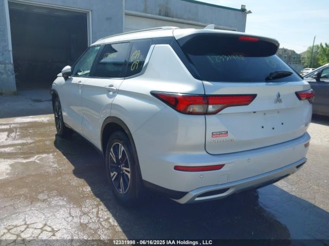 JA4J4UA84NZ618245 Mitsubishi Outlander Se/black Edition