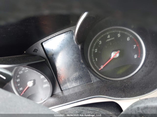 WDC0G4KB8HF114607 Mercedes-Benz m274