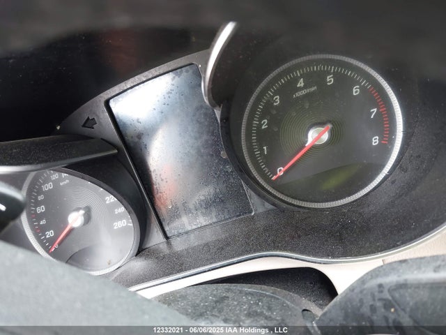 WDC0G4KB8HF114607 Mercedes-Benz m274