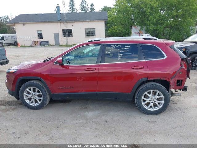 1C4PJMCS5FW588161 Jeep Cherokee