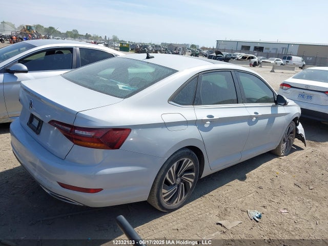 3VWG57BU3KM038148 Volkswagen 1.4 tsi