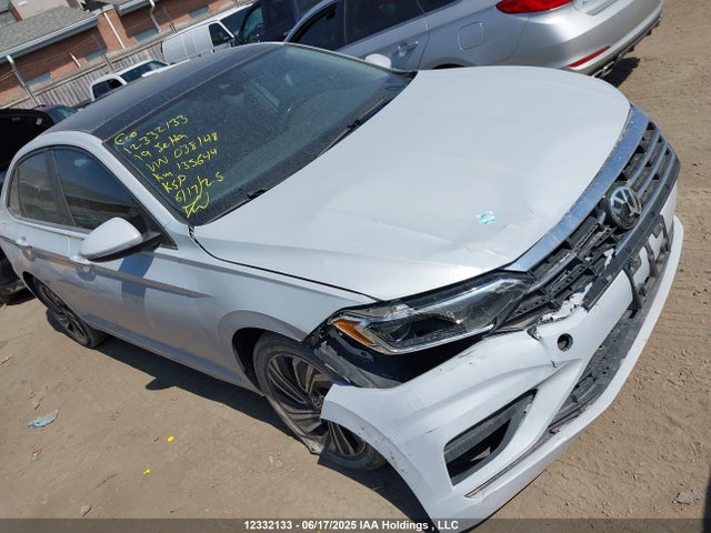 3VWG57BU3KM038148 Volkswagen 1.4 tsi