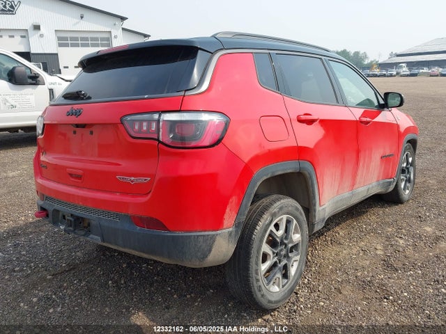 3C4NJDDB6JT345947 Jeep 2018