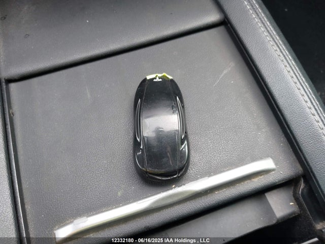 5YJSA1V4XFF098164 Tesla MODEL S