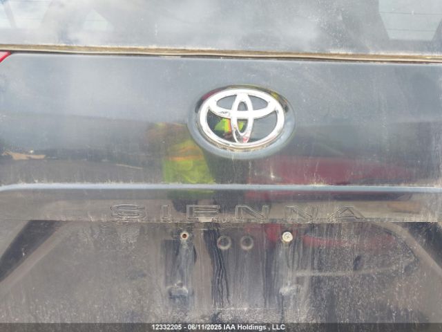 5TDKK3DC4GS699164 Toyota Sienna