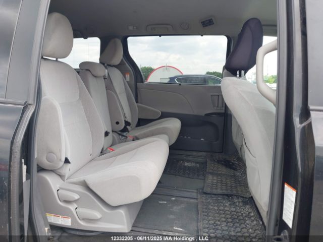5TDKK3DC4GS699164 Toyota Sienna