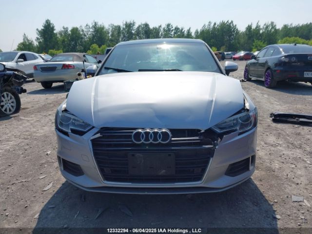 WAUE8GFF1J1035691 Audi A3