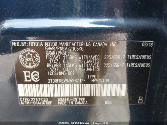 2T3RFREV9JW767177 Toyota Rav4 Xle