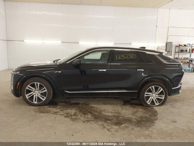 1GYKPMRL9RZ143332 Cadillac x0e + ec6
