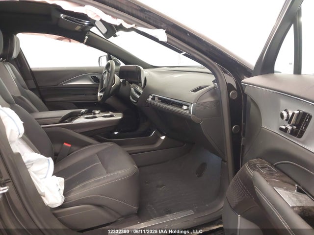 1GYKPMRL9RZ143332 Cadillac x0e + ec6
