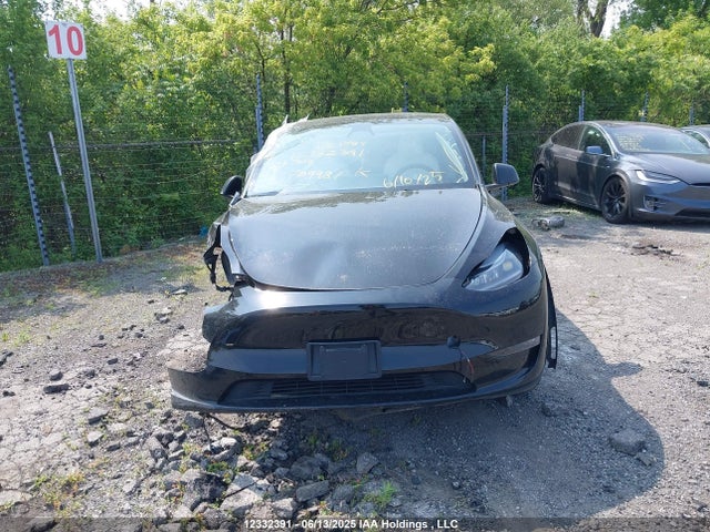 7SAYGDEEXPF709981 Tesla Model Y