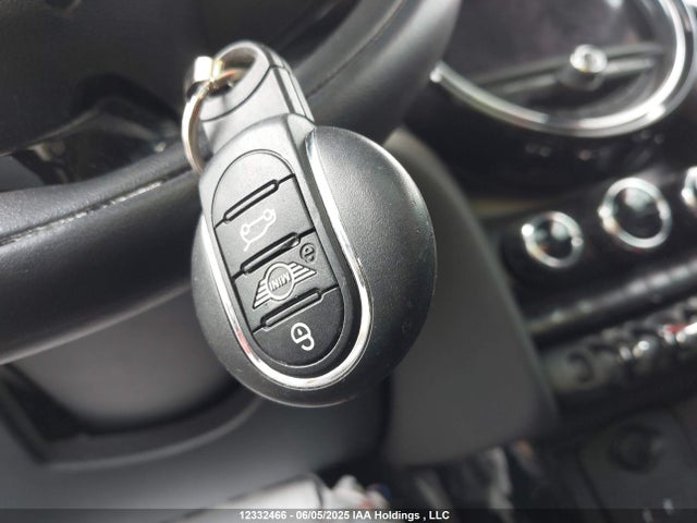 WMWXP7C53K2A50263 Mini 3 Door Cooper S