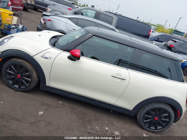 WMWXP7C53K2A50263 Mini 3 Door Cooper S