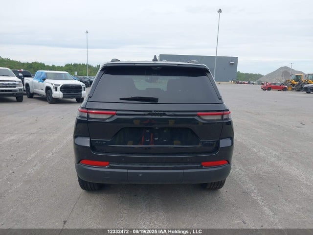 1C4RJHBGXRC215118 Jeep Grand Cherokee