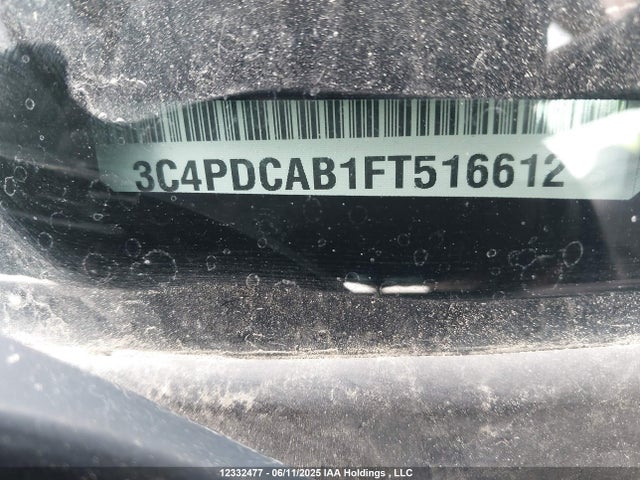 3C4PDCAB1FT516612 Dodge 2015