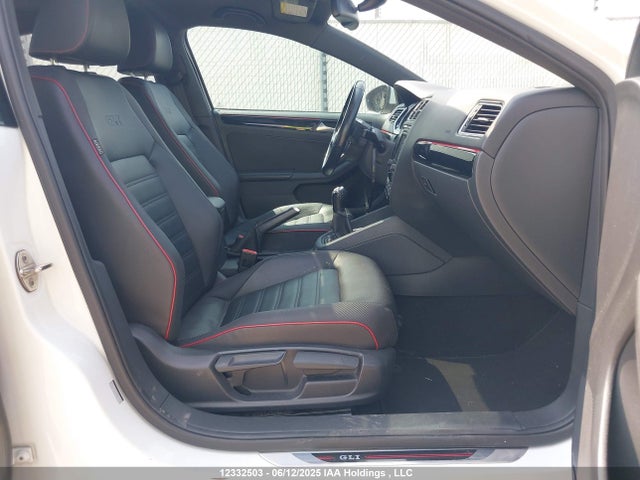 3VW5S7AJ3FM266132 Volkswagen 2015