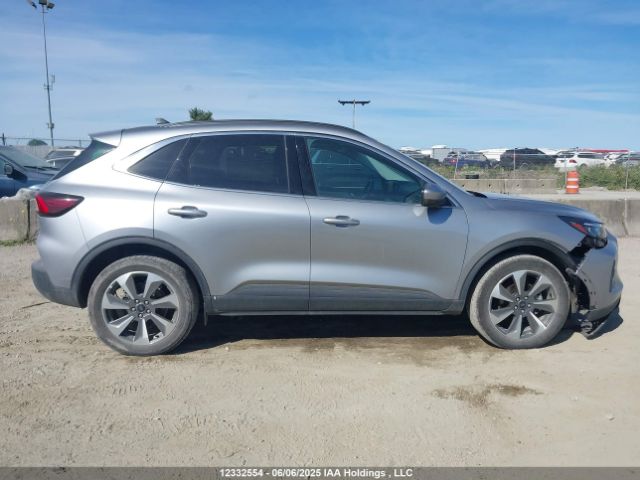1FMCU9JA9RUA51575 Ford Escape Platinum