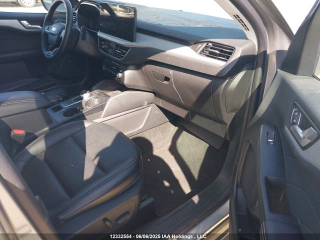 1FMCU9JA9RUA51575 Ford Escape Platinum