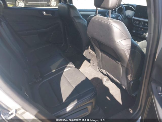 1FMCU9JA9RUA51575 Ford Escape Platinum